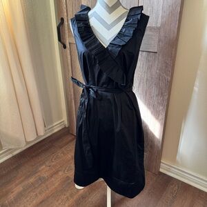 LOFT Ann Taylor ruffled V neck belted sleeveless 100% cotton black dress size 10